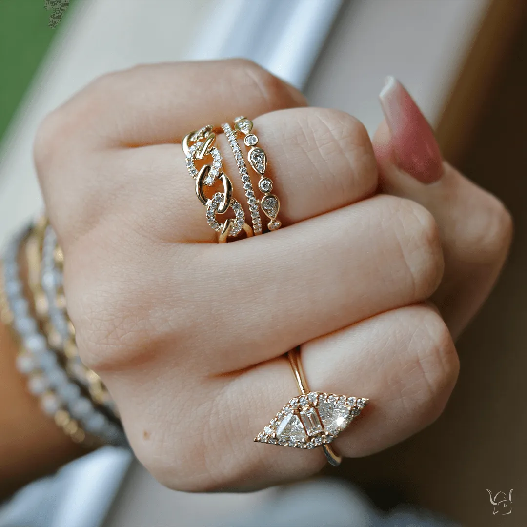 0.22ctw Diamond Fashion Link Ring