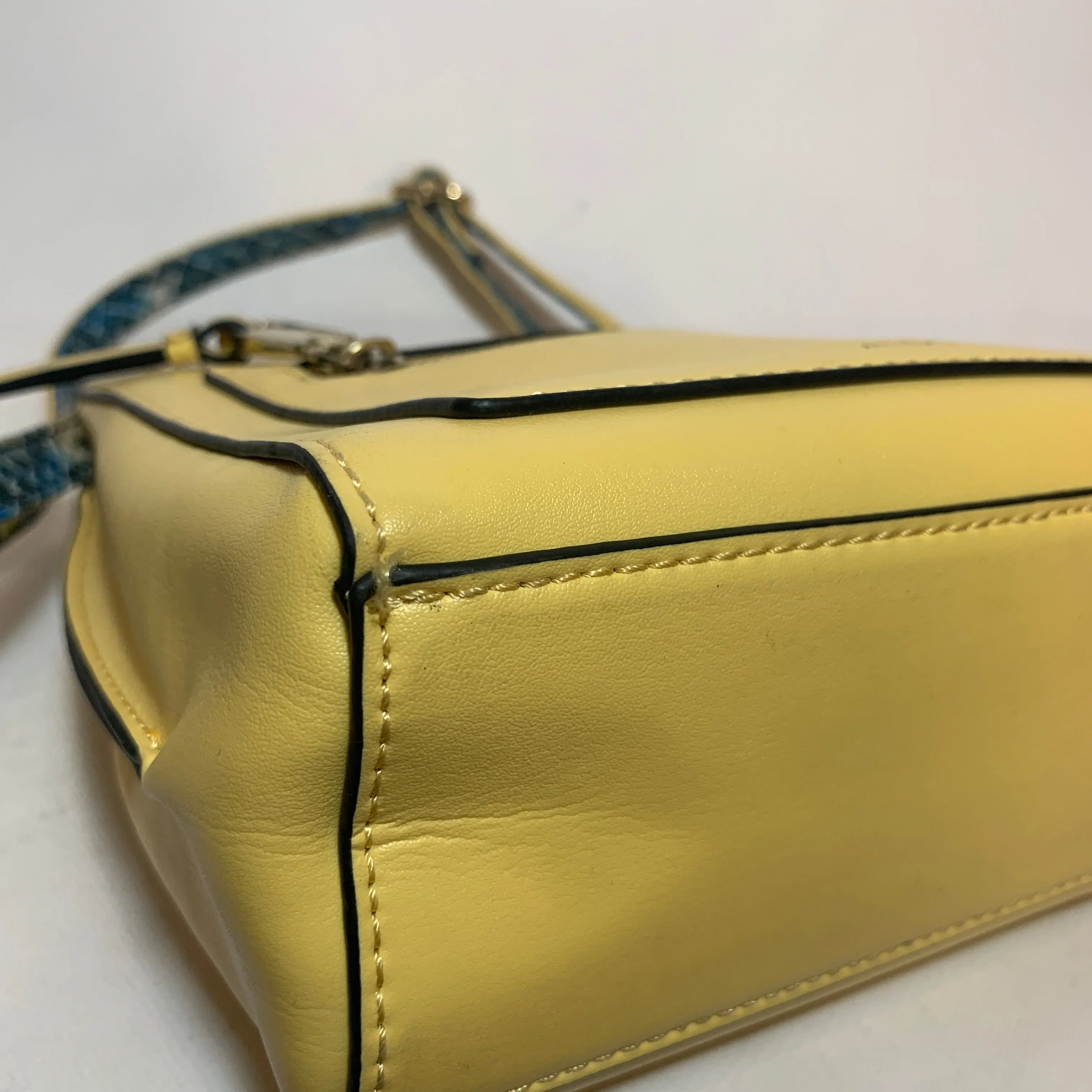 ALDO Yellow Crossbody Bag | Pre Loved |