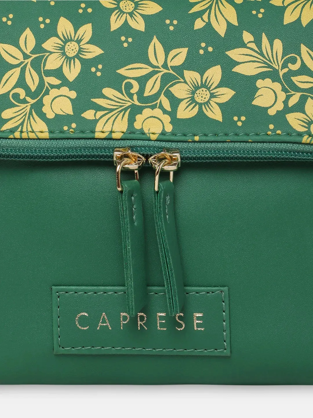 Caprese Bonita Vanity Case Medium Dark Green