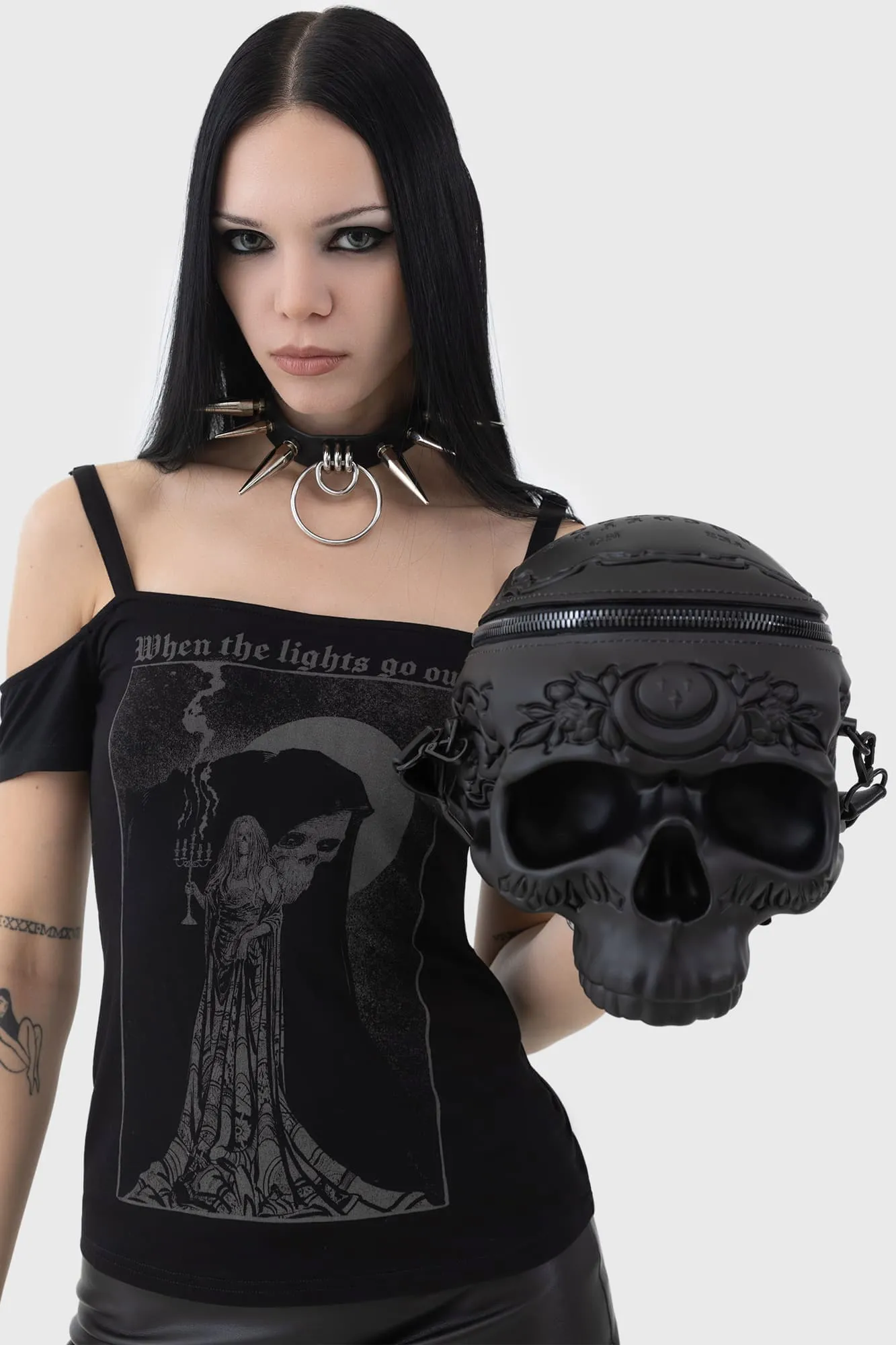 Contact The Dead Skull Handbag