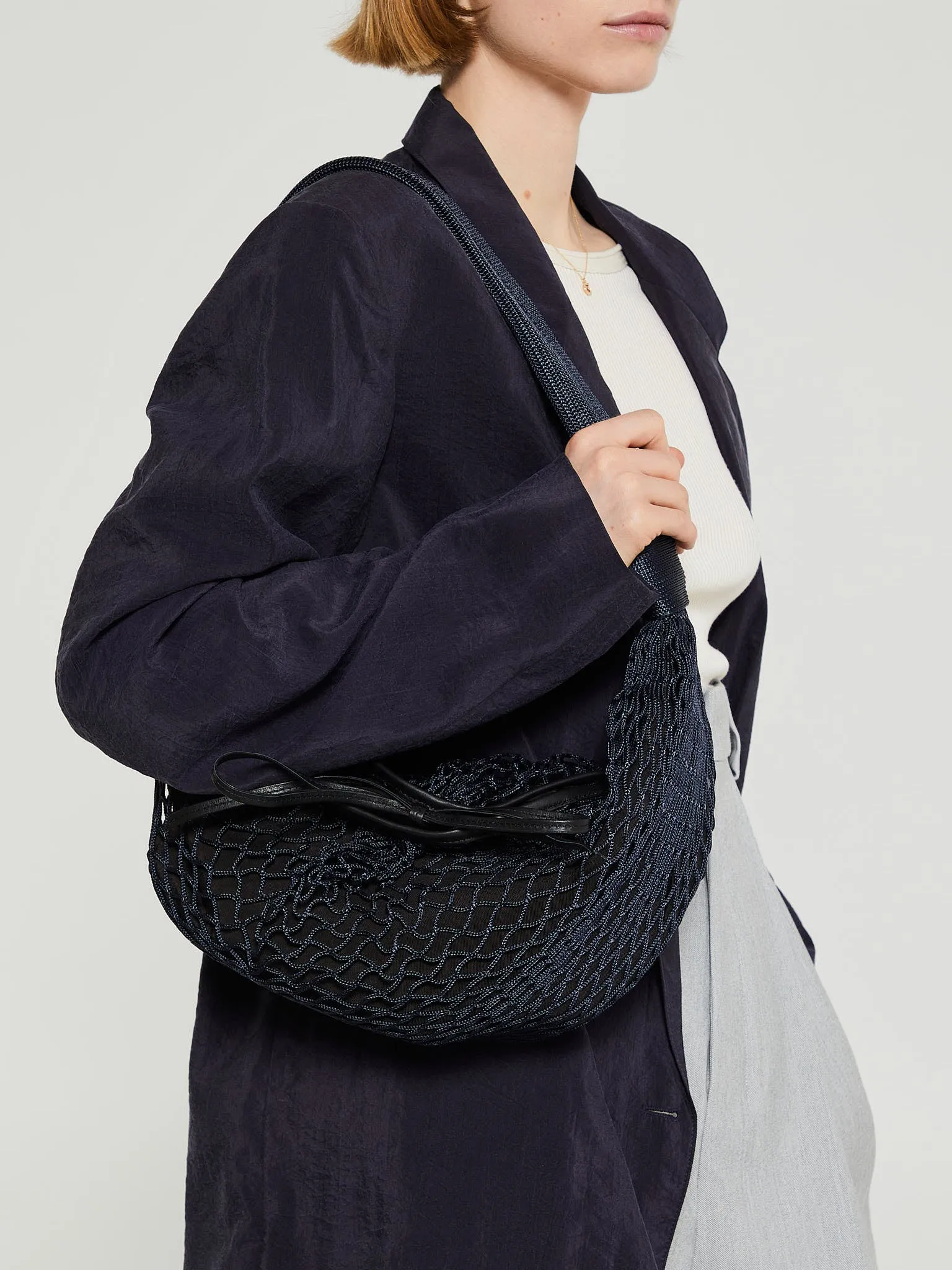 Fortune Croissant Filt Bag in Midnight Violet