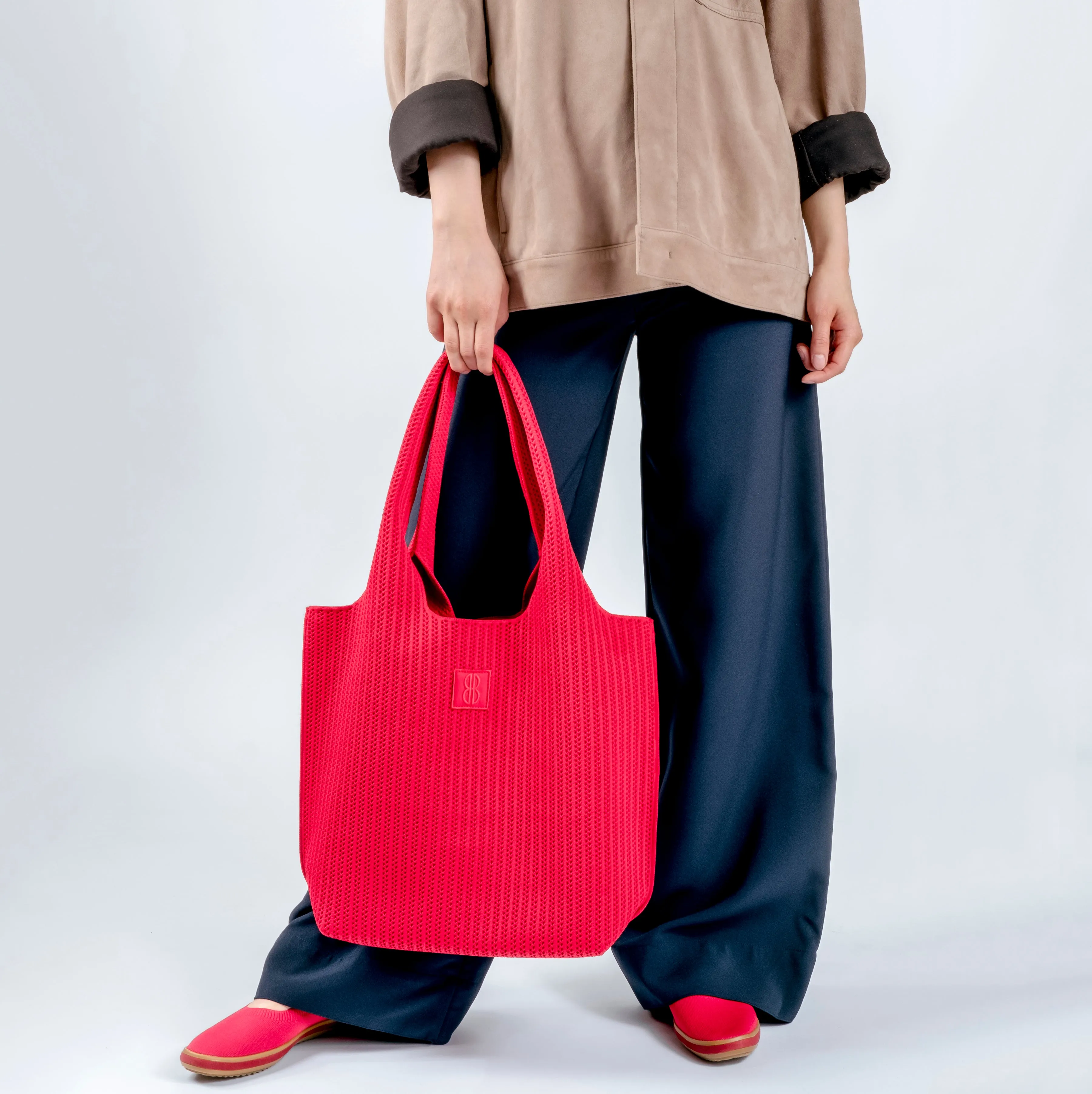 Medium - Red Stripe Tote With Pouch