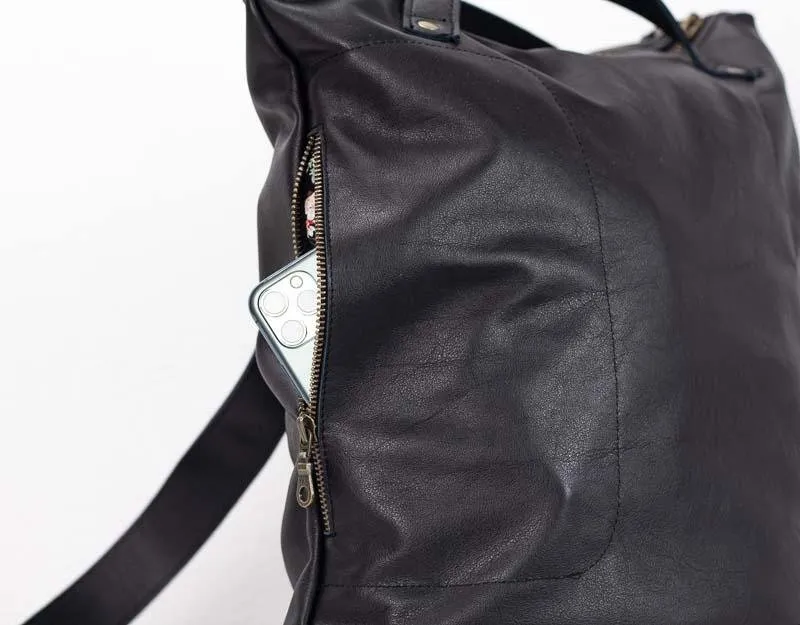 Minos backpack - Black leather